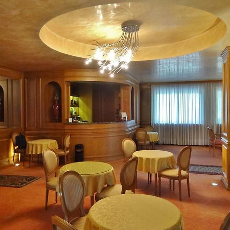 Hotel Pagoda Legnano Kültér fotó